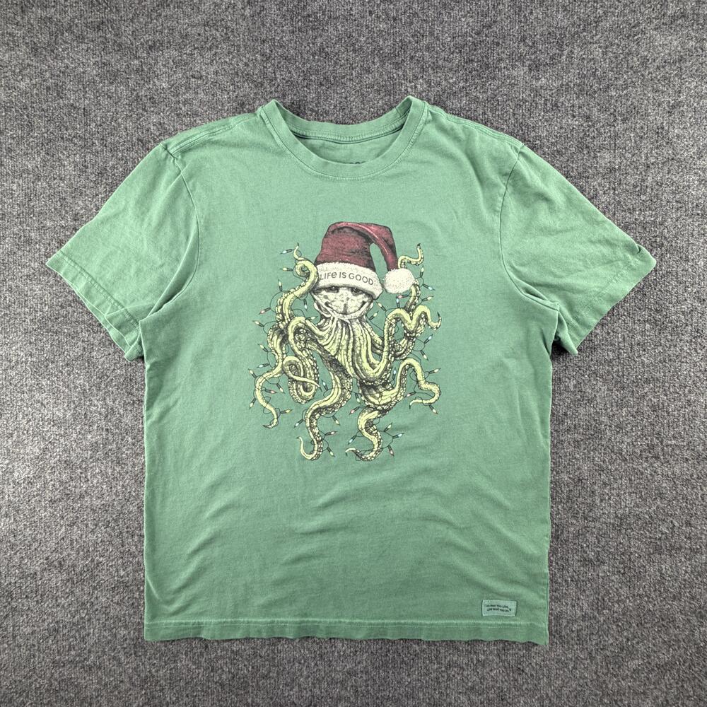 Life Is Good Crusher Shirt Mens Medium Green Santa Octopus Christmas Lights Tee
